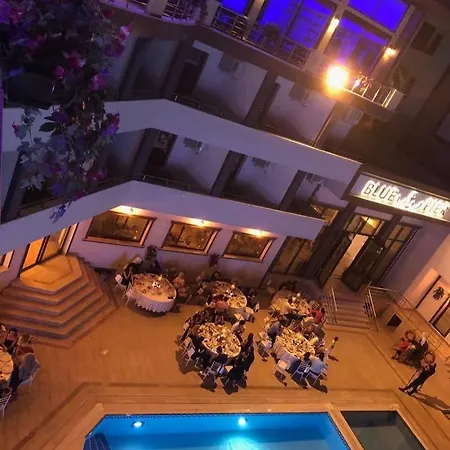 Hotel Blue Pier *