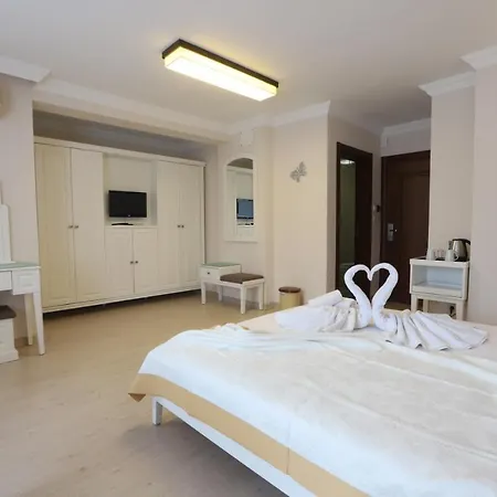 Hotel Blue Pier *